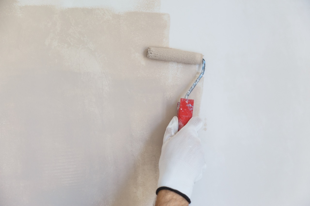 Read more about the article 4 Tips on How to Apply Exterior Wall Primer