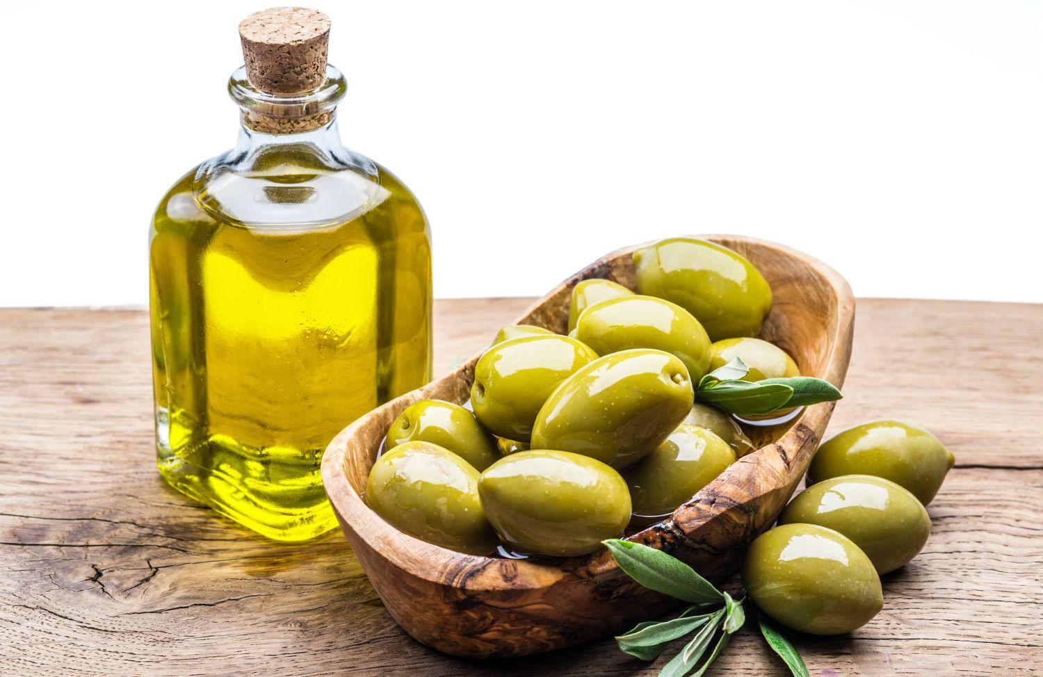 Read more about the article Dealing with Fatigue Naturally using Essential Oils For Health