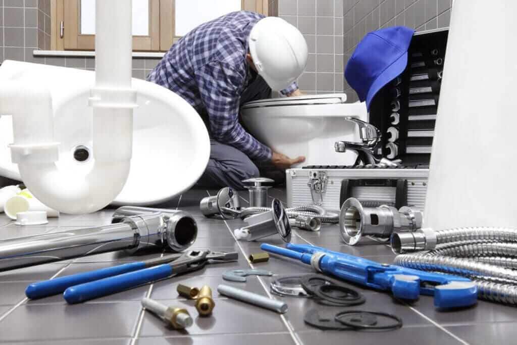 You are currently viewing How to Start a Plumbing Business