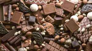 Read more about the article Teeny-tiny dark chocolate can be beneficial to your health.
