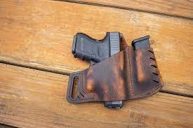 Read more about the article Holsters: What Are Their Benefits?
