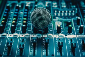 Read more about the article 7 Adorable Benefits of Opting for Audio Visual Hire