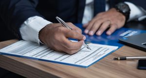 Read more about the article ARE YOU LOOKING FOR A CIVIL LAWYER? HERE’S WHY YOU SHOULD HIRE US