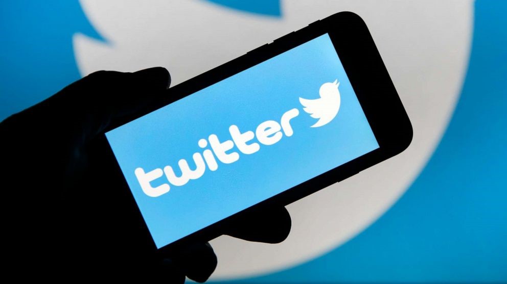 Read more about the article How Do I Promote My Business Online