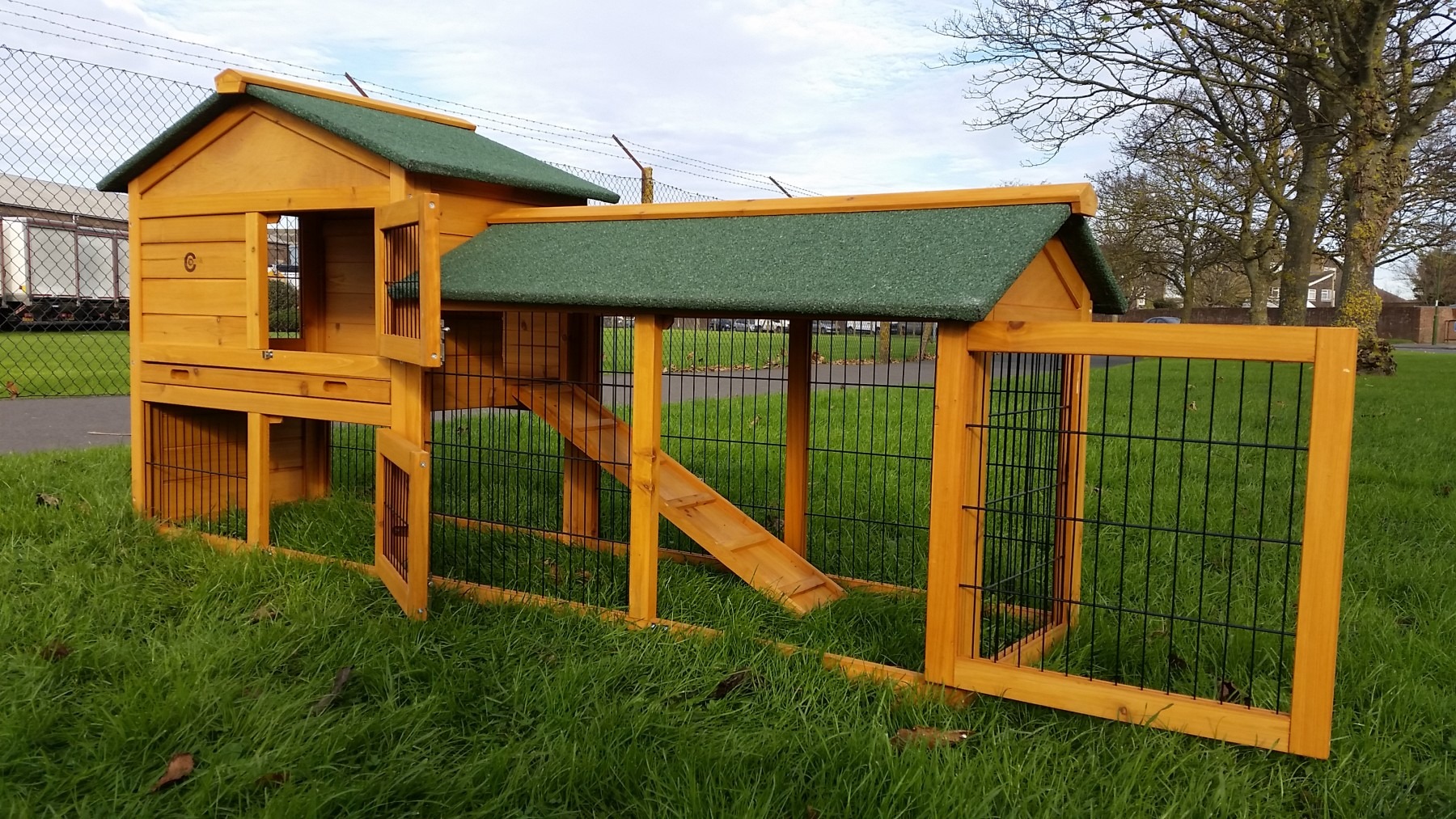 Read more about the article The Importance of Rabbit Hutches For Sale in Your Area