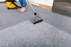 Read more about the article Six Steps to Clean Your Carpet in Winter