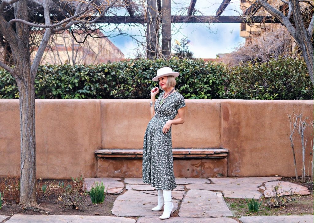 You are currently viewing Why You Get In Love With Yourself While Wearing Karina Dresses!