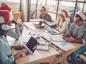 Read more about the article 7 important Tips for Planning Party on Workplace