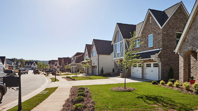 Read more about the article The 100% commission model in real estate brokerage – what is it?