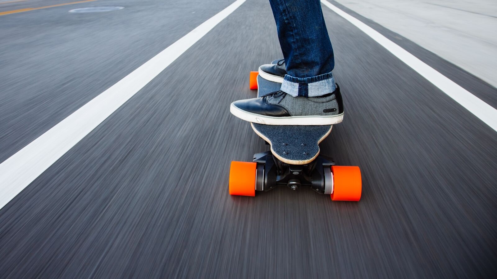 Read more about the article BEST ELECTRIC SKATEBOARD