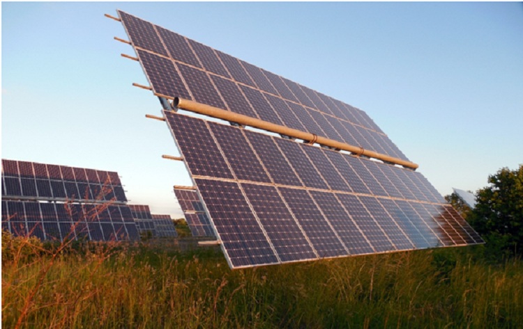 Read more about the article All You Need to Know About Aatmanirbhar Bharat and Solar Energy!