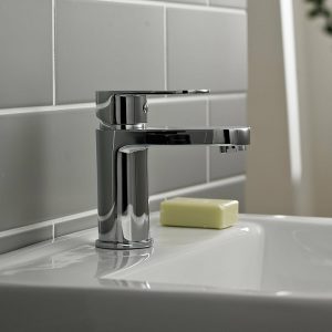 Read more about the article How To Choose Perfect Bathroom Sink Taps UK?