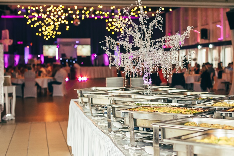 Read more about the article What are Some Exceptional Qualities of a Wedding Catering Service Provider?