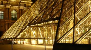 Read more about the article 5 Benefits of Industrial LED Lighting – Safety and Productivity