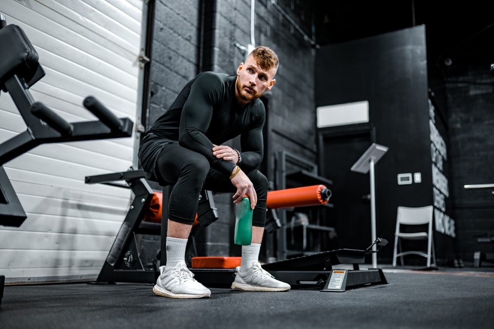 You are currently viewing 6 things to consider before purchasing men’s gym singlets