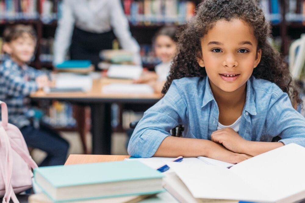 You are currently viewing Easy 10 tips which help students to study smarter, not longer