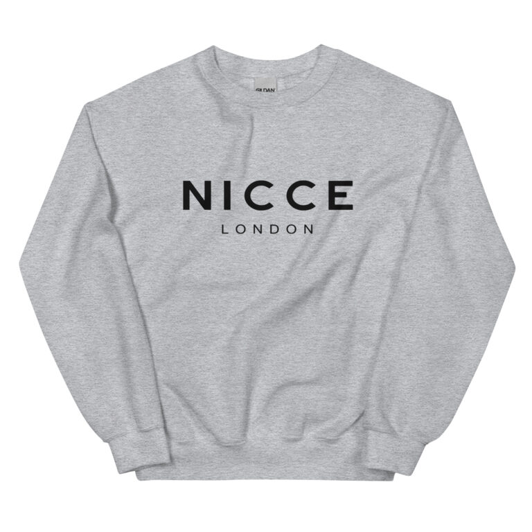 Read more about the article Top Reasons Why Sweatshirt Shopping is Essential For Ladies