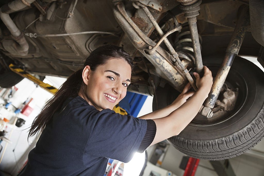 You are currently viewing Are mid range tyres safe for the long run? 